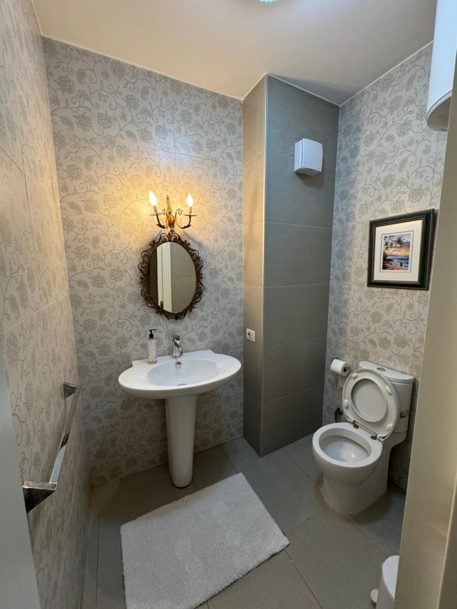 Lana Riverside Apartment تيرانا المظهر الخارجي الصورة